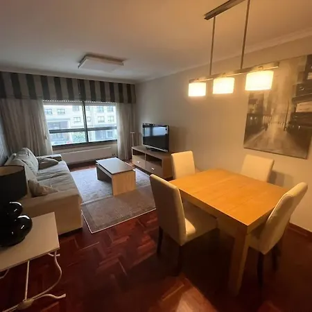 Piso En Bouzas Con Vistas A La Ria * ヴィーゴ