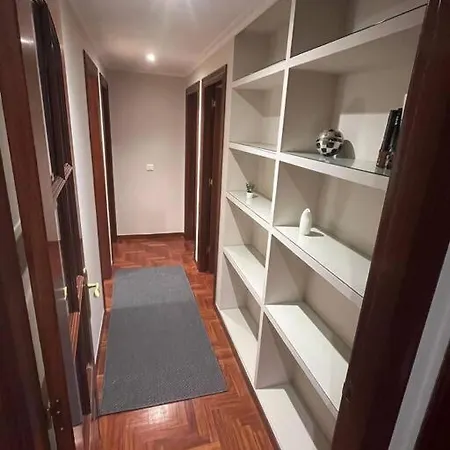 Piso En Bouzas Con Vistas A La Ria *