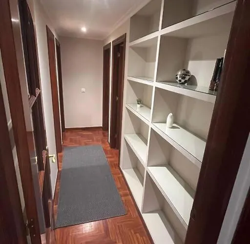 Piso En Bouzas Con Vistas A La Ria *